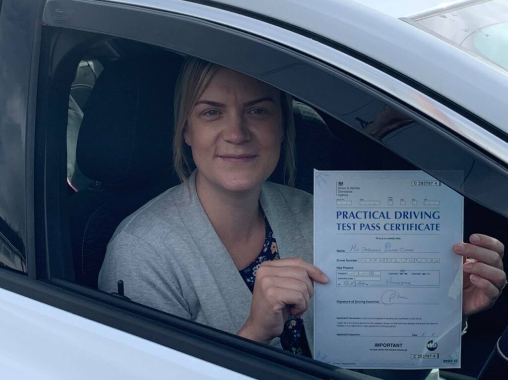 Deb passed her driving test after taking automatic driving lessons in Malvern.